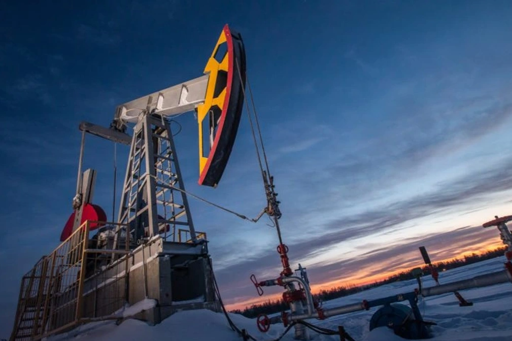 Nga cấm xuất khẩu xăng, giá dầu thế giới thiết lập kỷ lục mới