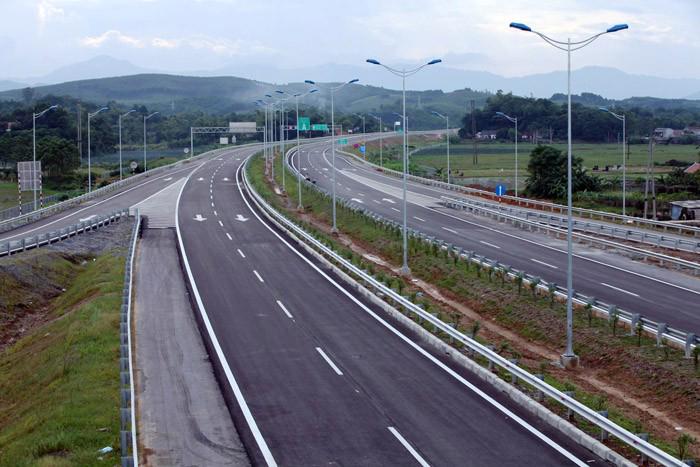 Bộ Giao thông vận tải "giục" địa phương rà soát nhu cầu xây đường kết nối với các tuyến cao tốc