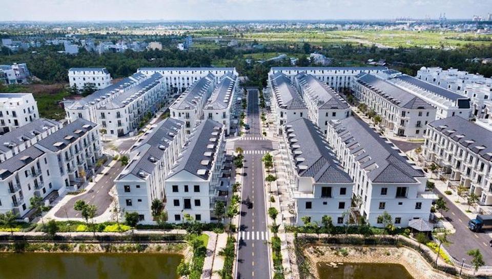 Giá nhà liền thổ thành phố Hồ Chí Minh chạm ngưỡng gần 400 triệu đồng/m2